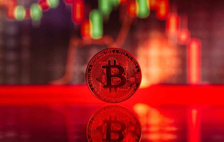 Kas sukūrė Bitcoiną? Paslaptingojo Satoshi Nakamoto istorija