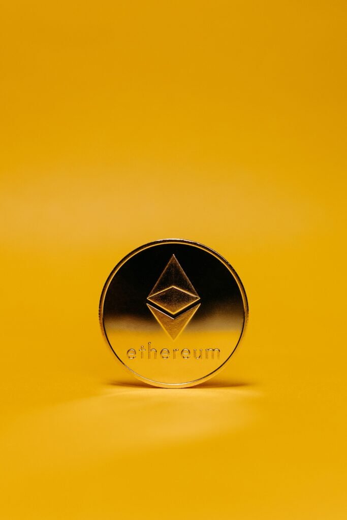 Kas yra Ethereum (ETH) ir kuo jis skiriasi nuo Bitcoin?