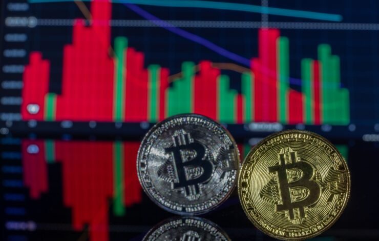 Kodėl Bitcoinas krenta? Kaip atskirti korekciją nuo panikos?