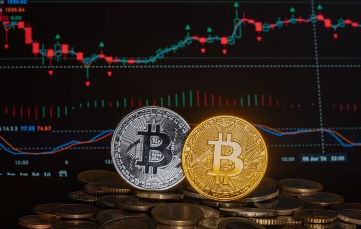 Bitcoinas šiandien: kokius 7 rinkos rodiklius tikrinti?